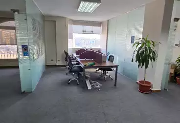 Administrative For rent - 12 rooms - floor 6