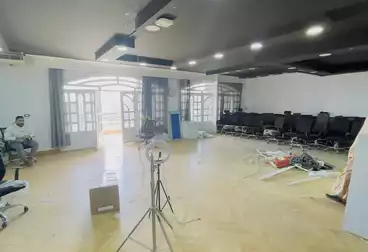 Corporate Branch For rent - 4 rooms - floor 4