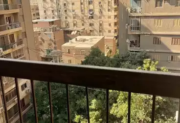 Apartments For sale - 2 rooms - floor 7