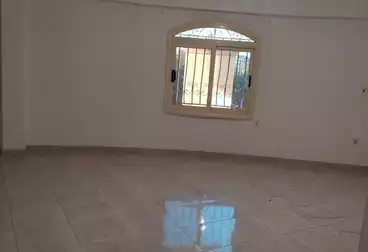 شقق للإيجار - 3 غرف - بالدور 1