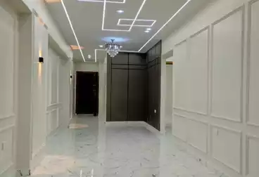 Apartments For sale - 3 rooms - floor 1