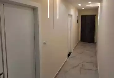 Apartments For sale - 3 rooms - floor 1