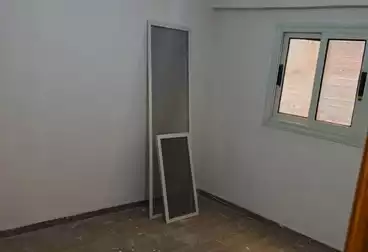 Apartments For sale - 2 rooms - floor 4