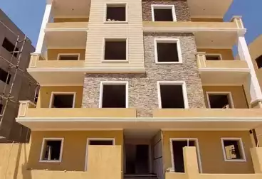 شقق للبيع - 3 غرف - بالدور 1