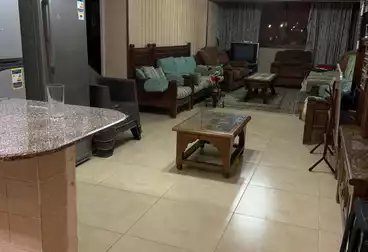 Furnished Apartment For sale - 3 rooms - floor 1