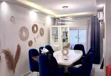 Furnished Apartment For sale - 3 rooms - floor 7