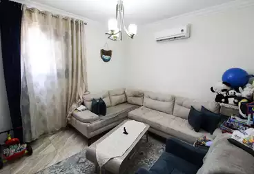 undefined undefined - 2 rooms - floor 17
