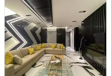 شقق للإيجار - 3 غرف - بالدور 0