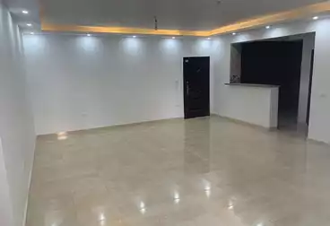 Apartment with Garden For sale - 2 rooms - floor 0