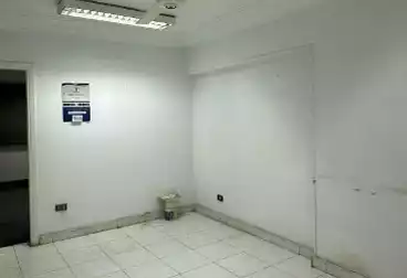 Apartments For sale - 1 rooms - floor 1