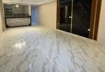 Apartments For rent - 3 rooms - floor 4