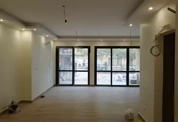 شقق للإيجار - 3 غرف - بالدور 0