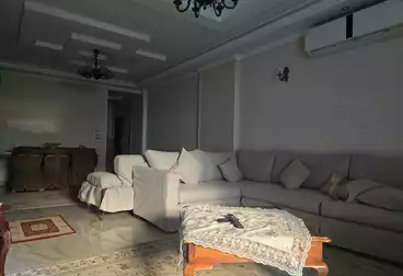 شقق للبيع - 3 غرف - بالدور 1