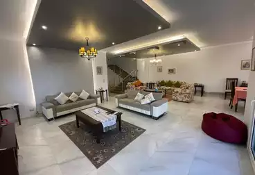 Villas For sale - 7 rooms