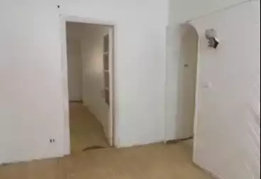 Apartments For sale - 3 rooms - floor 4