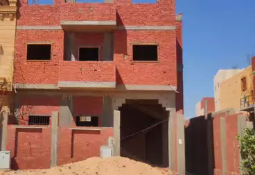 Building For sale - 3 rooms