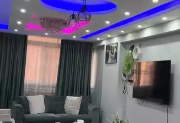 Apartments For sale - 2 rooms - floor 8