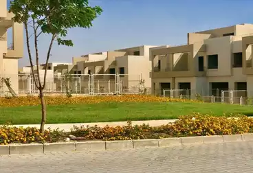 فيلا منفصلة للبيع - 6 غرف