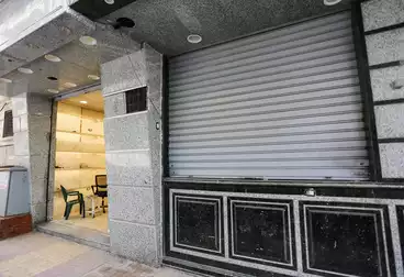 Commercial For sale - floor 0