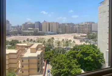Apartments For rent - 3 rooms - floor 9
