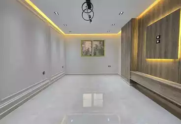 Apartments For sale - 3 rooms - floor 1