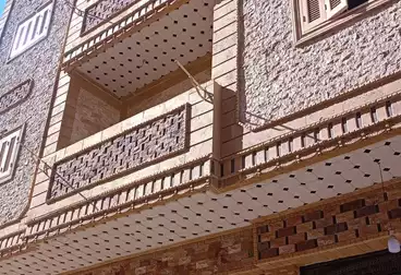 Building For sale - 3 rooms