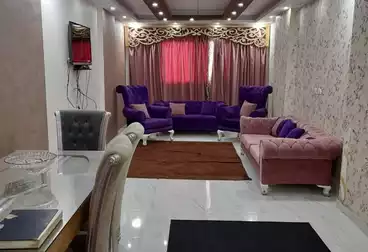 Furnished Apartment For rent - 3 rooms - floor 8
