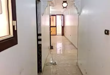 Apartments For sale - 3 rooms - floor 1