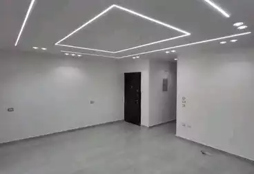 شقق للبيع - 3 غرف - بالدور 1