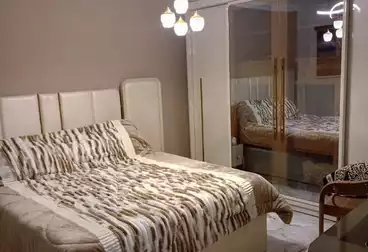 Furnished Apartment For sale - 3 rooms - floor 12