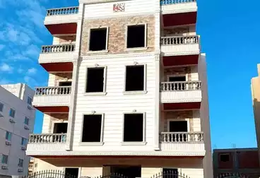 شقق للبيع - 3 غرف - بالدور 1