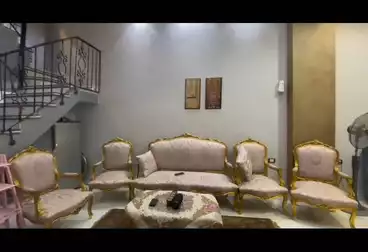House / Home For sale - 5 rooms