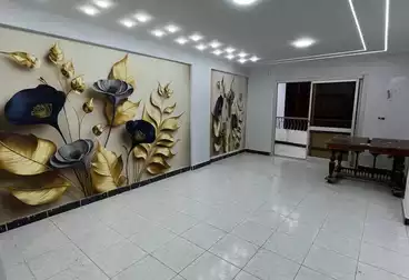 Apartments For sale - 2 rooms - floor 4