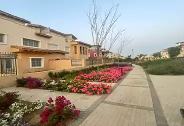 Villas For sale - 4 rooms