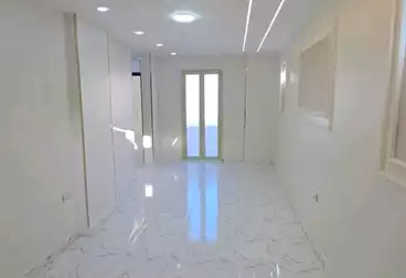Apartments For sale - 2 rooms - floor 5