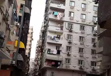 Apartments For sale - 3 rooms - floor 10