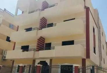 Apartments For sale - 3 rooms - floor 1
