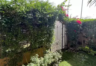 Apartment with Garden For sale - 3 rooms - floor 0