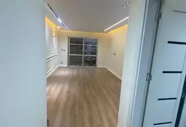 Apartments For sale - 3 rooms - floor 1
