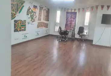Administrative For rent - 4 rooms - floor 2