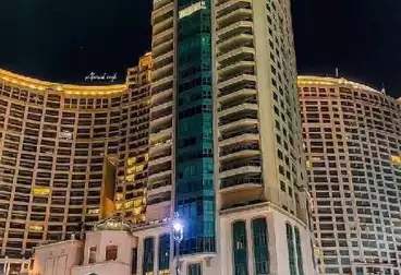 شقق للإيجار - 4 غرف - بالدور 3