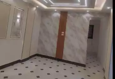 Apartments For sale - 2 rooms - floor 4