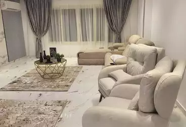 Furnished Apartment For rent - 3 rooms - floor 5