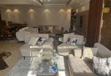 Apartments For sale - 2 rooms - floor 6