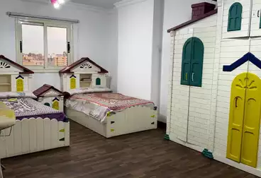 Furnished Apartment For sale - 4 rooms - floor 11