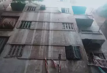 Building For sale - 3 rooms
