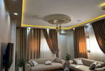 Building For sale - 3 rooms