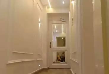 Apartments For sale - 4 rooms - floor 5