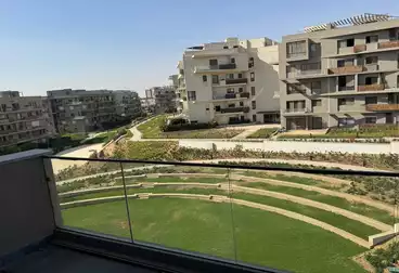 شقق للإيجار - 3 غرف - بالدور 0