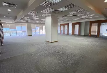 Administrative For rent - 5 rooms - floor 5
